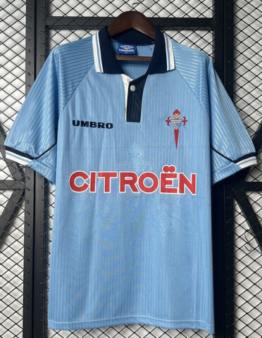Celta Local 01-02