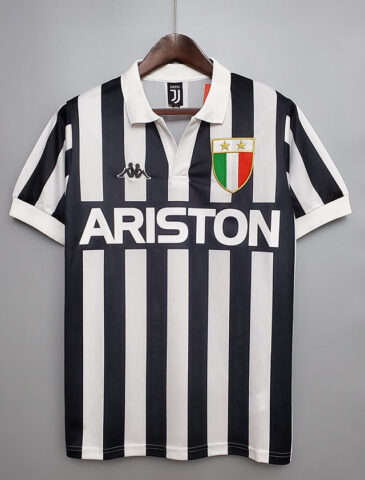 Juventus 1984-1985 Local