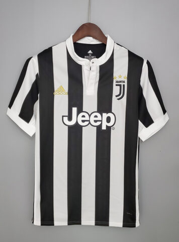 Juventus 2017-2018 Local